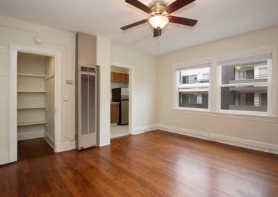 Carolina Court Living room