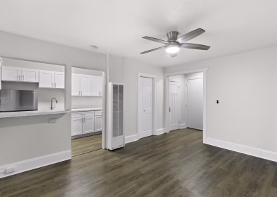 Carolina Court kitchen